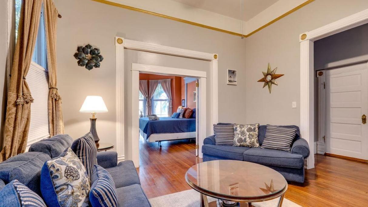 Elegant 2 Bed Directly On Forsyth Park Daire Savannah Dış mekan fotoğraf