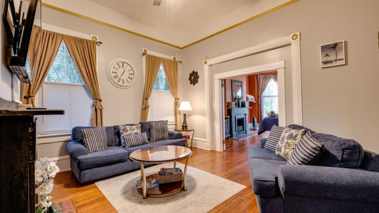 Elegant 2 Bed Directly On Forsyth Park Daire Savannah Dış mekan fotoğraf