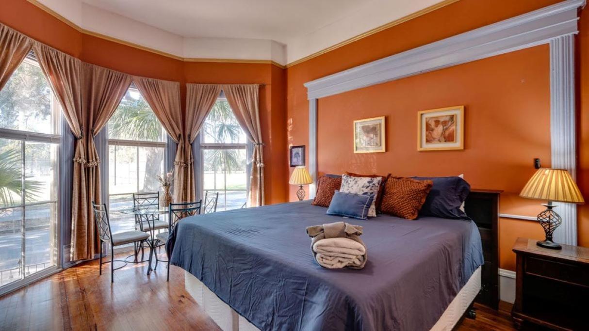 Elegant 2 Bed Directly On Forsyth Park Daire Savannah Dış mekan fotoğraf