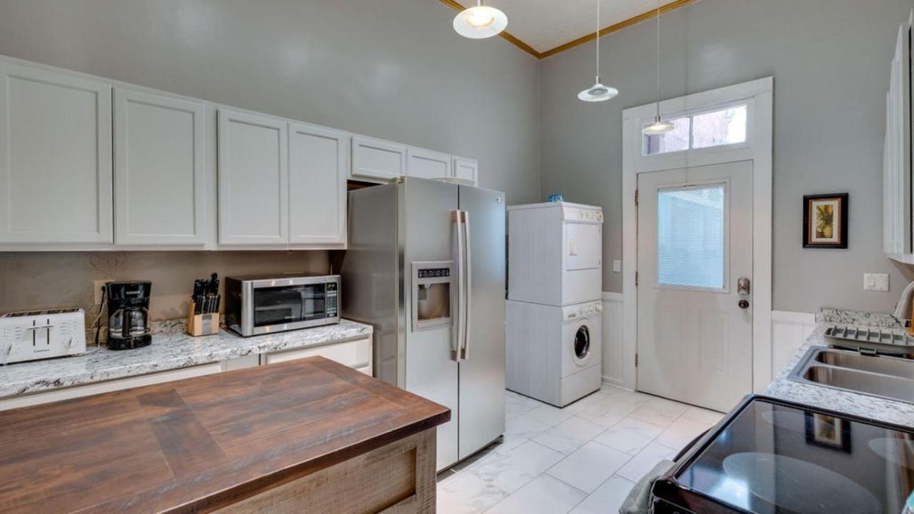 Elegant 2 Bed Directly On Forsyth Park Daire Savannah Dış mekan fotoğraf