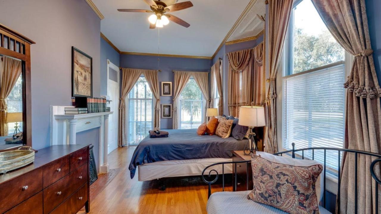 Elegant 2 Bed Directly On Forsyth Park Daire Savannah Dış mekan fotoğraf