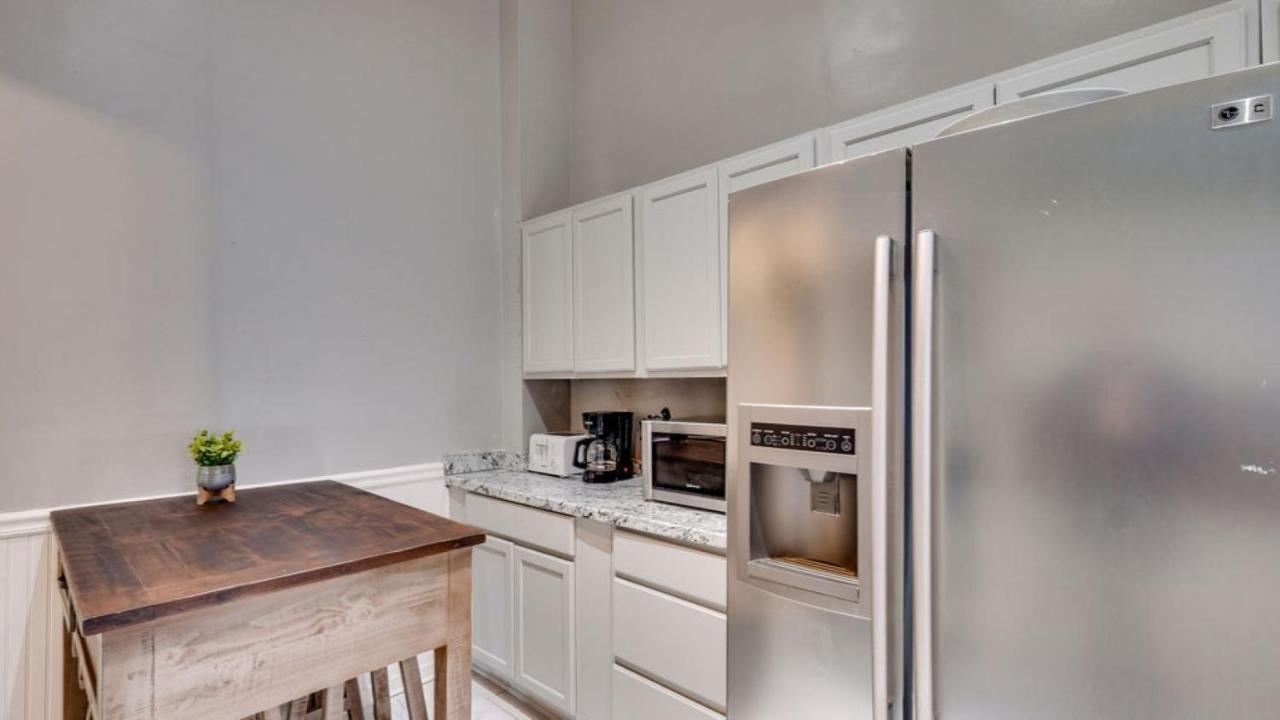 Elegant 2 Bed Directly On Forsyth Park Daire Savannah Dış mekan fotoğraf